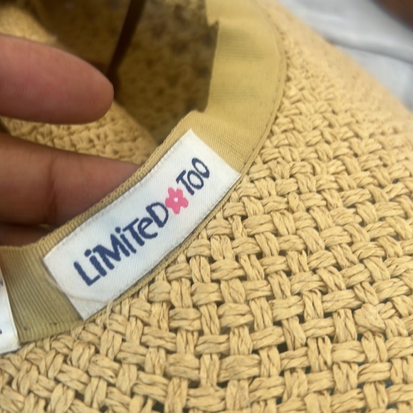 Limited Too girls paper hat - Picture 5 of 7